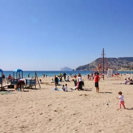 Apartment Sleeps 5 With Pool Air Con And Wifi Calpe