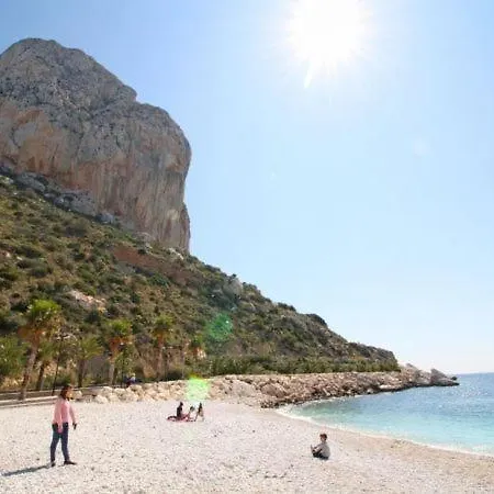 Sleeps 5 With Pool Air Con And Wifi Calpe